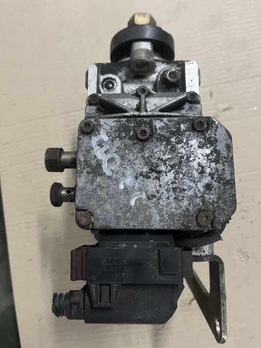 Насос топливный высокого давления (ТНВД) 0470504016 Bosch