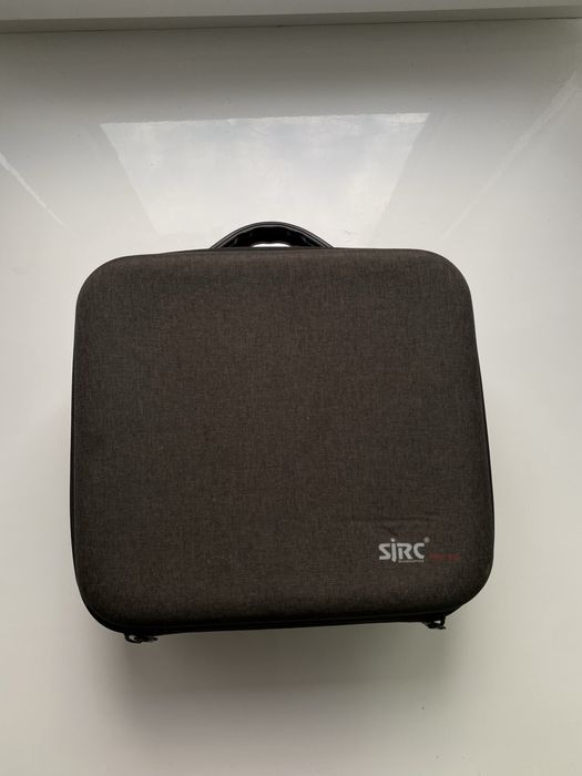 Дрон в кейсі F11s 4K PRO