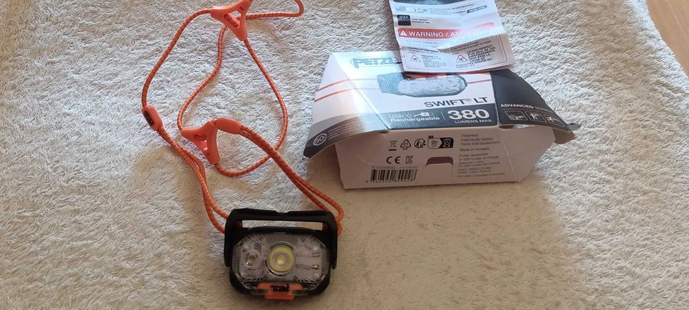 Latarka czolowa Petzl Swift LT