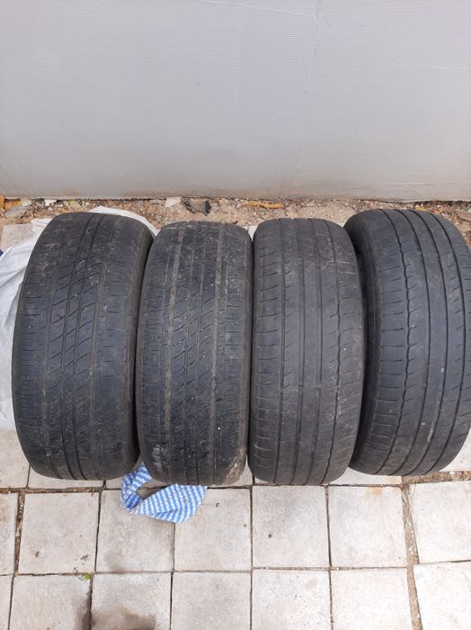 Продам летнюю резину.