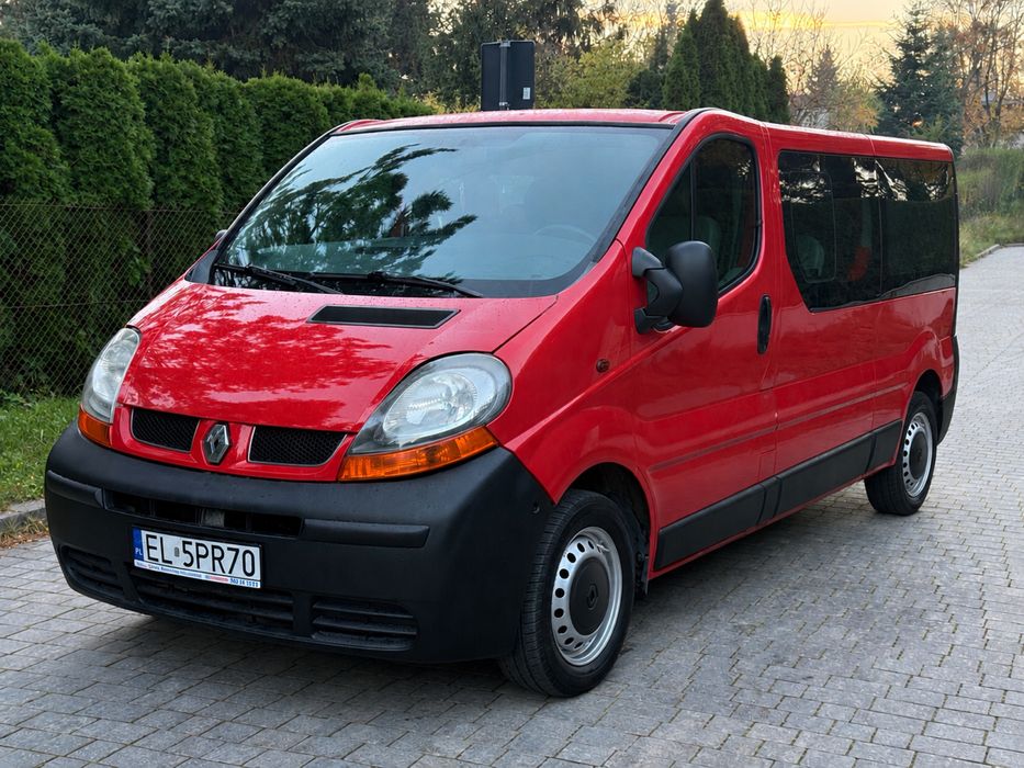 Renault Trafic_1.9dCi_2005_9 Osób_L2H1_Hak_Sprawny