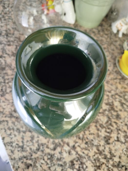 Vaso antigo verde brilhante