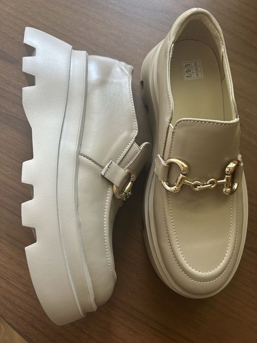 Шкіряні жіночі мокасини нові (40р, 25см)