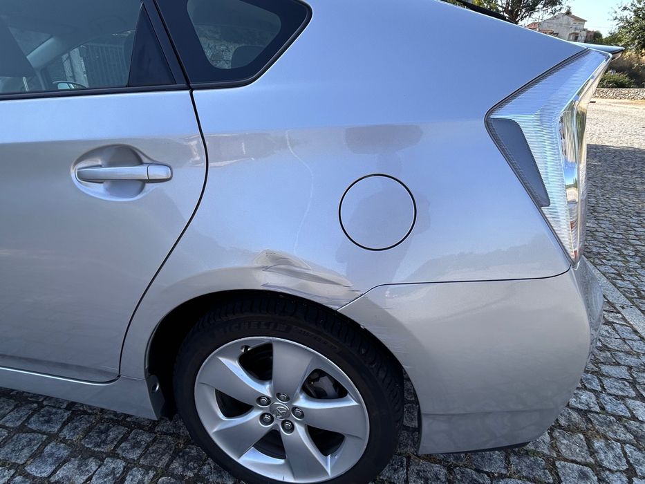 Toyota Prius 1.8 PREMIUM + GPS