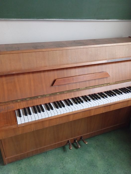 Pianino -  oddam za darmo