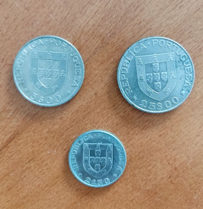Conjunto (2,50+5,00+25,00) moedas "Centen. morte Alexandre Herculano"