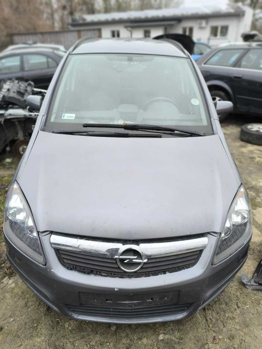 Opel Zafira B Na Części nie sprzedajemy Aut w Całości tylko Części