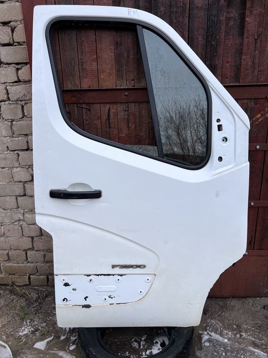 Дверь рено мастер renault master nv400 movano