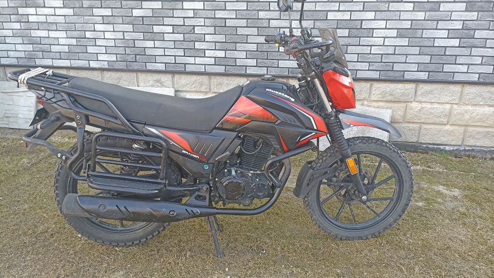 Продам мотоцикл мустанг 250