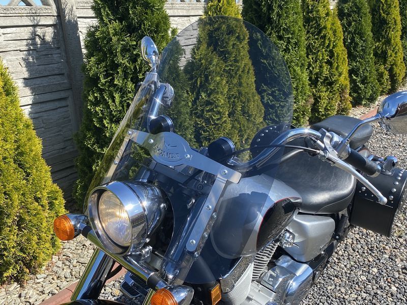 Szyba honda shadow vt750