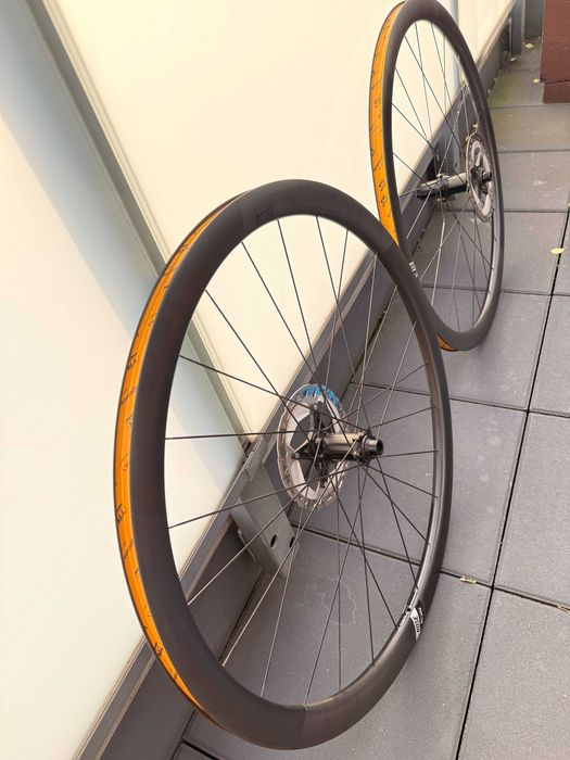 Koła karbonowe Szosa/Gravel ROSE RC-Forty + tarcze Shimano Ultegra XT