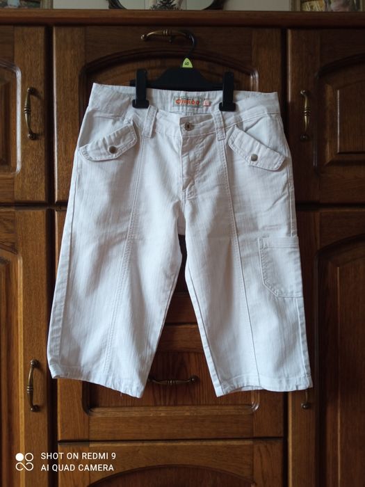 Spodenki jeansowe damskie za kolano M/L