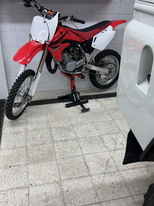 Honda CR 85 como nova