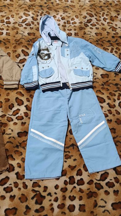 Костюм спортивний