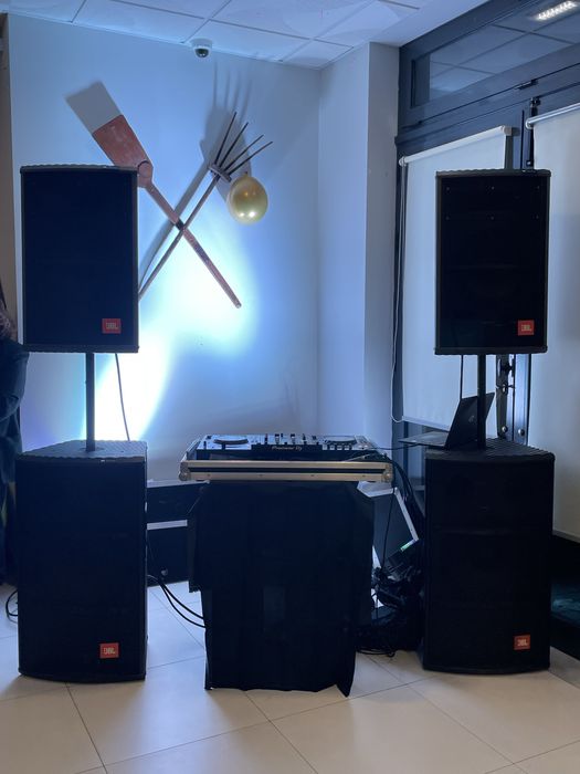 Alugo sistema de som com técnico