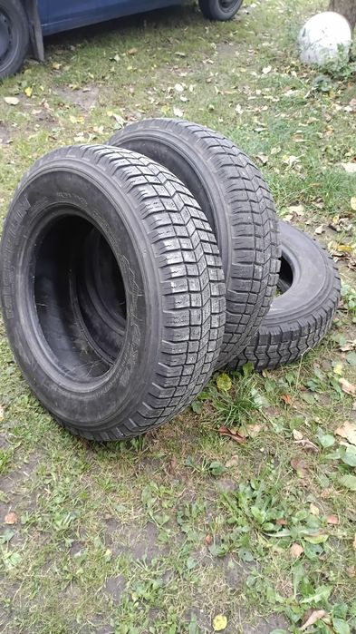 Opony zimowe 205/80/16 cali Michelin 4x4
