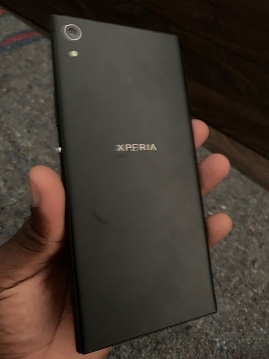 Telemóvel Sony  xperia  em bom estado