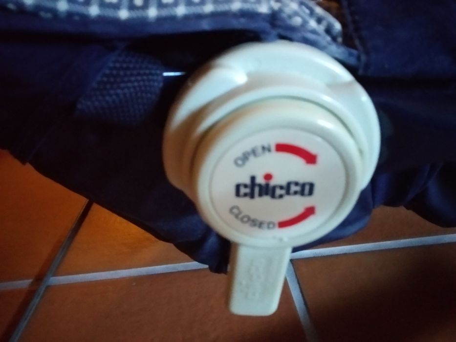 Espreguiçadeira de bebé  "Chicco"