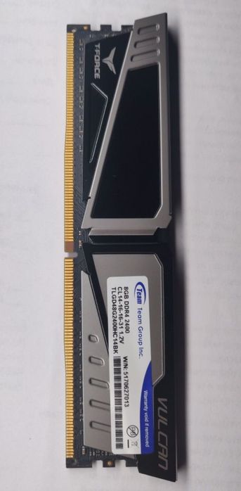 DDR4 8GB 2400Mhz