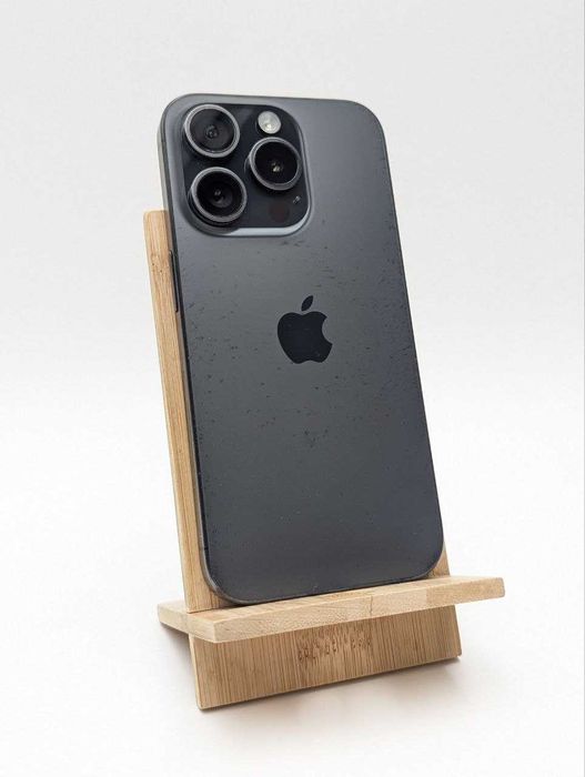 Apple iPhone 15 Pro 128GB Czarny | eSim