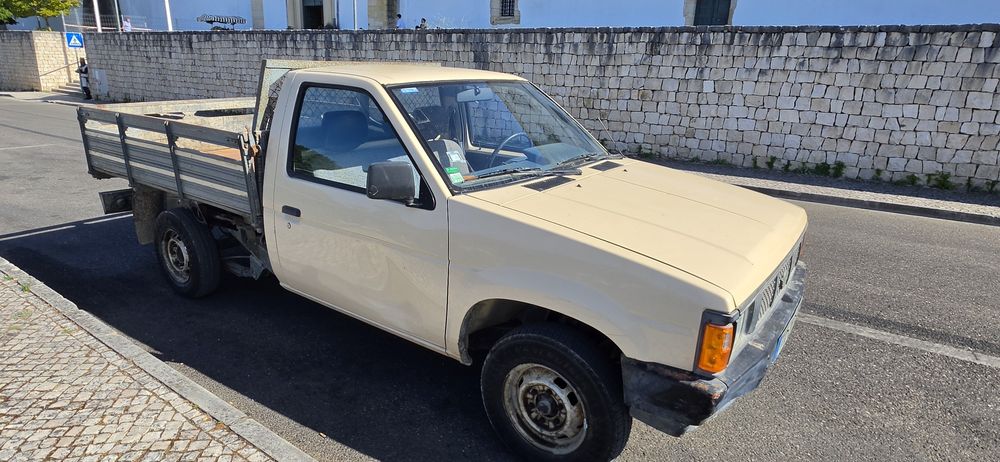 NISSAN - Open-Body Van