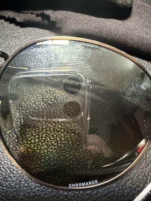 Ray-Ban Round Metal dourado