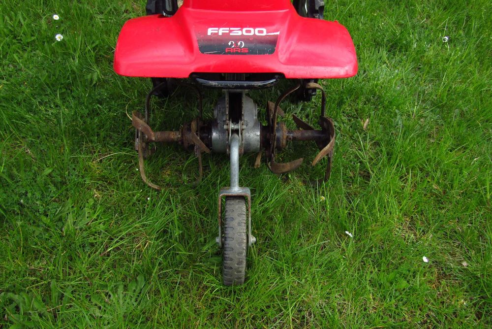 Glebogryzarka Honda FF 300  biegi napęd polecam