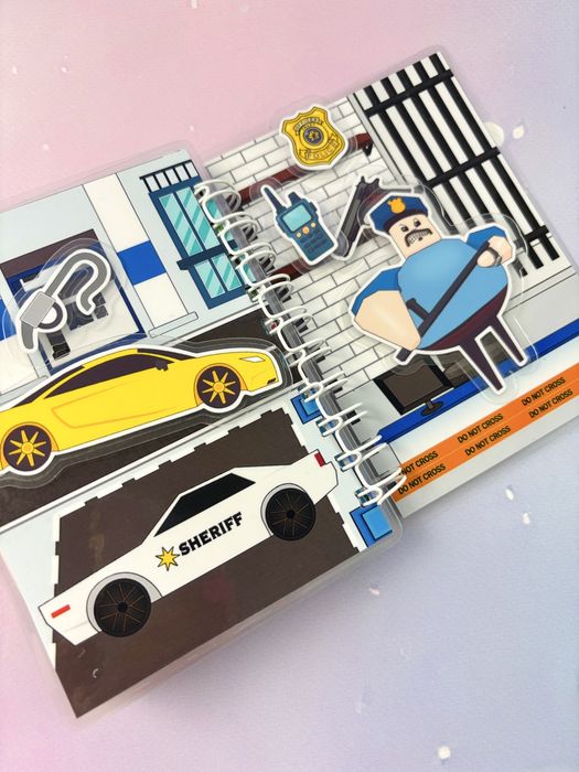 Roblox Brookhaven książeczka z elementami na rzepy
