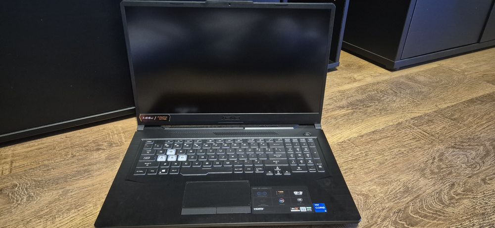 Laptop Asus TUF Gaming F17
