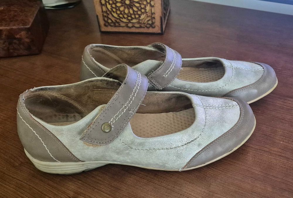 Lekkie pólbuty damskie profilowane 40