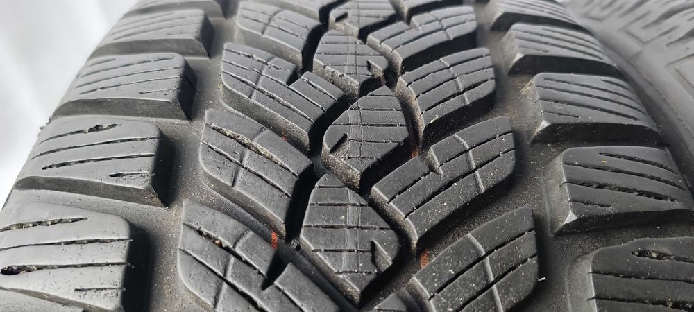 2X 215/55R17 98V Fulda Kristall Control Hp2 73K