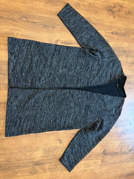 Sweter/kardigan ze srebrnym brokatem M
