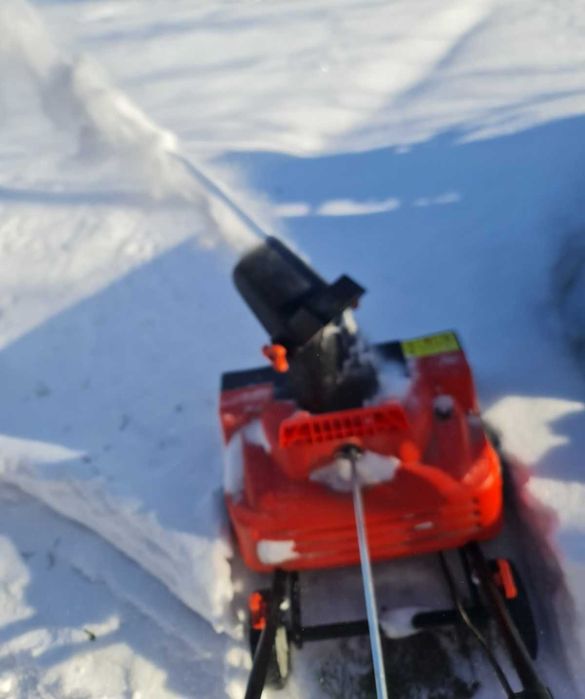 Снігоприбирач IKRA Mogatec ESF 4620