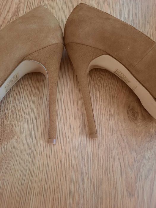 Sapato senhora ALDO peep toe pump T38- NOVOS