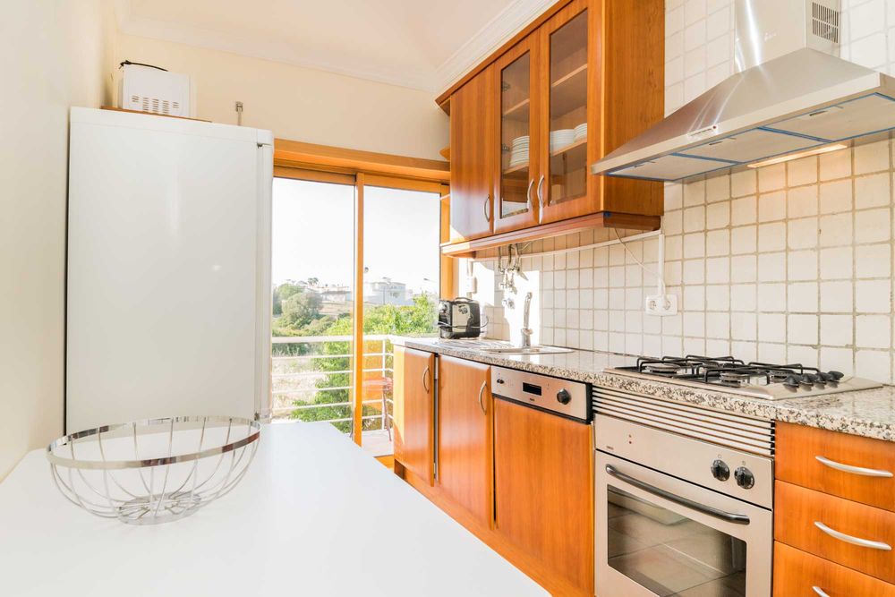Apartamento T2 Ate 6 Pessoas com Ar condicionado, Wi-fi, Canais Premium, Sport Tv, Atoalhados Incluídos