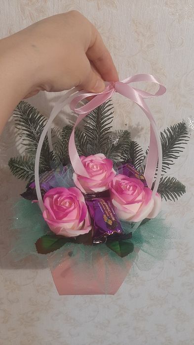 Букеты с атласной ленты