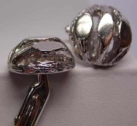 Srebrne spinki ciekawe ozdoby