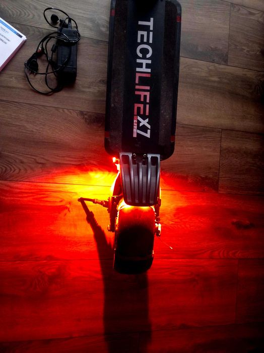 Solidna Hulajnoga elektryczna TECHLIFE K7 LITE duzy zasieg zamiana HIT