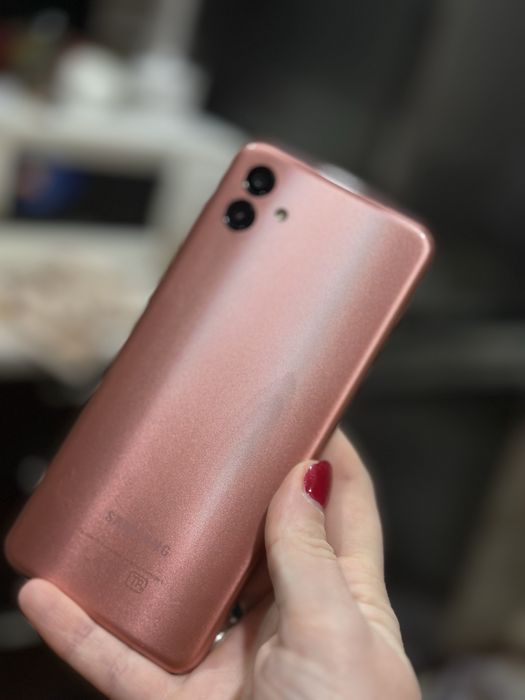 Телефон Самсунг Samsung A04 Galaxy