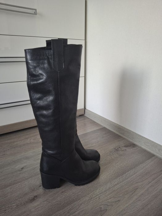 Продам зимові чоботи (труби) 36р
