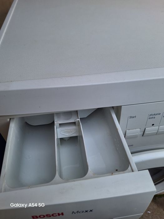 Sprzedam  pralkę  Bosch