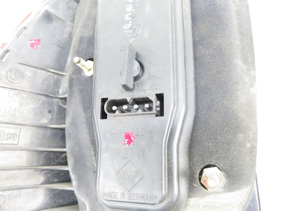 Lampa Prawa Tylna Bmw 5 Touring E39