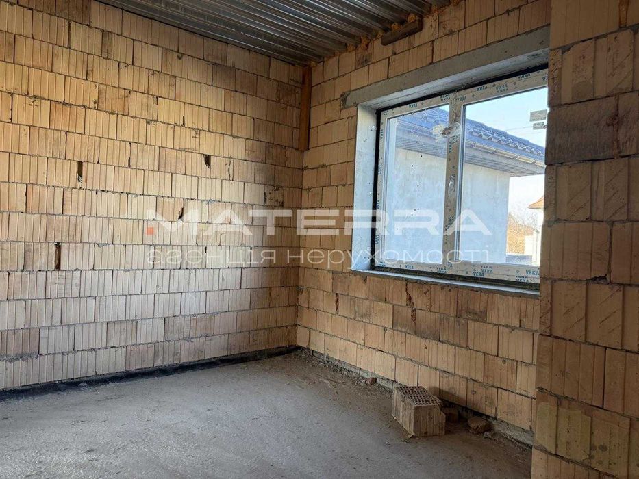 Гатне Сучасний будинок 307 м² з басейном 12 соток 350 000 $