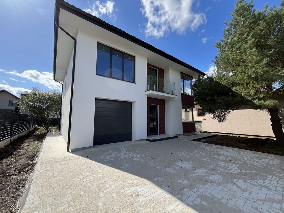 Продається стильний особняк 156м2 Крихівцях.