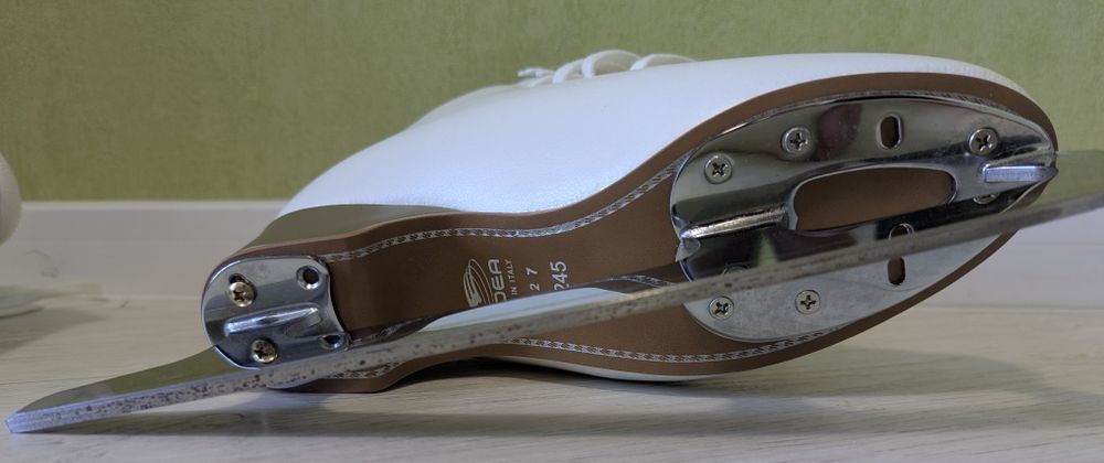 Ковзани Edea Overture леза Charme