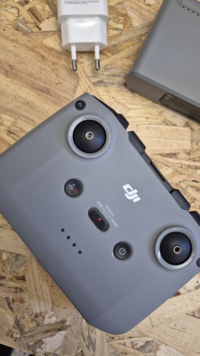 Vendo Drone Dji Mini 2 combo