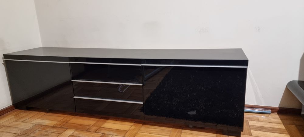 Móvel de sala preto