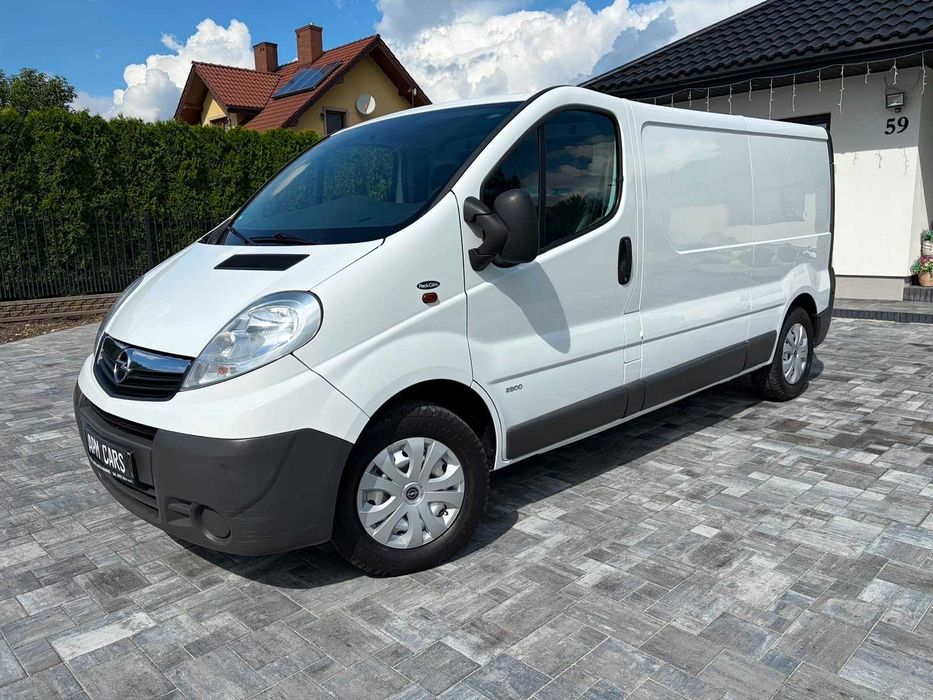 Opel Vivaro / Long / Klima/Lift