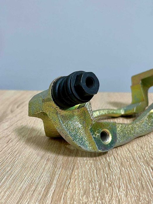 Скобы переднего суппорта - Vika - Skoda