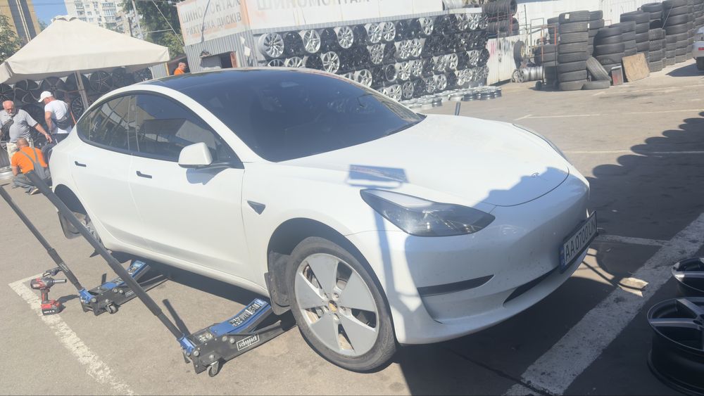 Докатка    5/114,3/19 Tesla Model3, Tesla Y